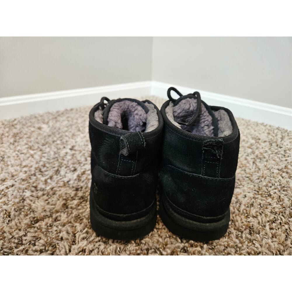 UGG Neumel Chukka Boots Men’s 10 Black Suede Shearling Lined 3236 - Picture 4 of 16